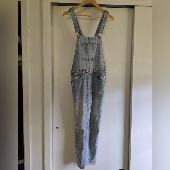 Lucky Brand Distressed Denim Floral & Heart Clover Overalls - Picture 2 of 7